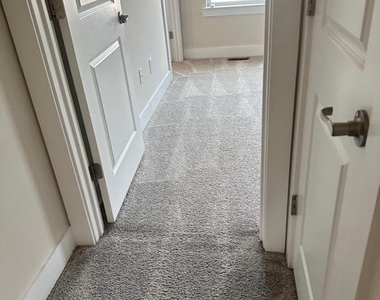 702 Peony Lane - Photo Thumbnail 15