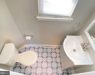 517 Grant Avenue - Photo Thumbnail 5