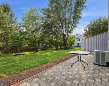 44 Gaylord Court - Photo Thumbnail 37