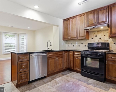 44 Gaylord Court - Photo Thumbnail 14