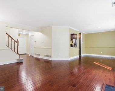 44 Gaylord Court - Photo Thumbnail 10