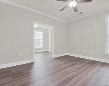 1908 Harcourt Circle - Photo Thumbnail 21