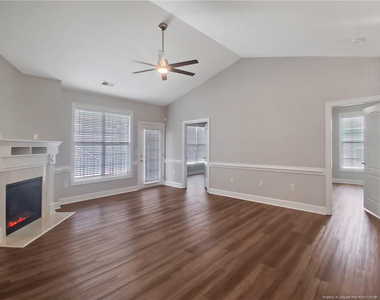 1908 Harcourt Circle - Photo Thumbnail 6