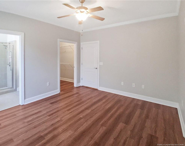 1908 Harcourt Circle - Photo Thumbnail 25