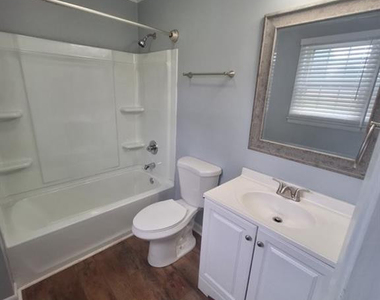 5615 Dodge Drive - Photo Thumbnail 11