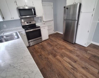 5615 Dodge Drive - Photo Thumbnail 1