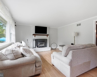 244 Federal City Road - Photo Thumbnail 1
