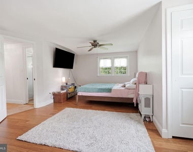 244 Federal City Road - Photo Thumbnail 18