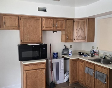 47 Woodbrook Drive - Photo Thumbnail 5