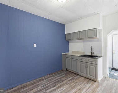 231 S Broadway - Photo Thumbnail 6