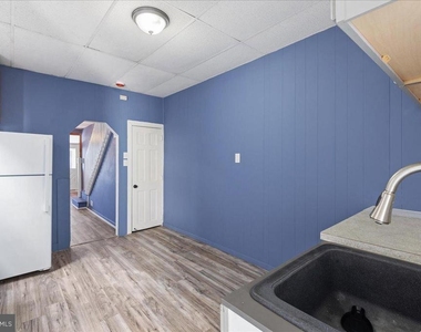 231 S Broadway - Photo Thumbnail 7