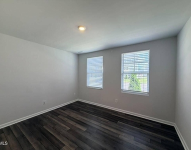 451 Carolina Springs Boulevard - Photo Thumbnail 4