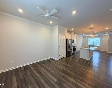 451 Carolina Springs Boulevard - Photo Thumbnail 6