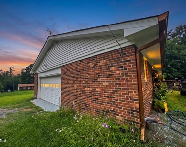 1700 Hawley School Road - Photo Thumbnail 28
