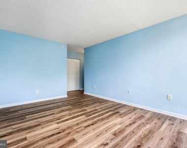 526 Playa Del Sol - Photo Thumbnail 2