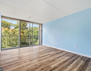 526 Playa Del Sol - Photo Thumbnail 1