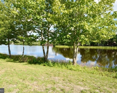 340 Woodlake Drive - Photo Thumbnail 21