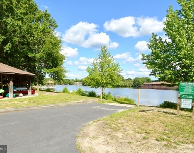 340 Woodlake Drive - Photo Thumbnail 22