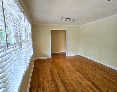 4914 Oak Park Road - Photo Thumbnail 6