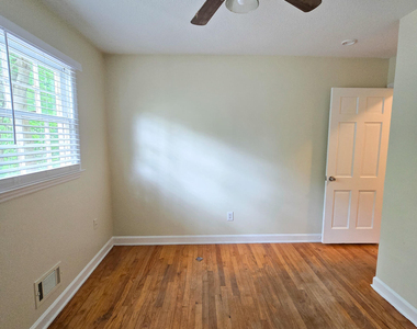 4914 Oak Park Road - Photo Thumbnail 35