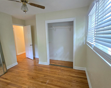 4914 Oak Park Road - Photo Thumbnail 28