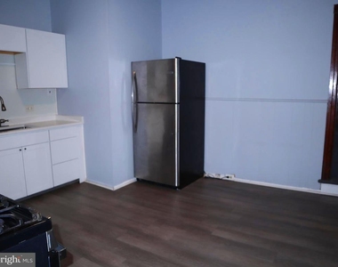 208 Linden Avenue - Photo Thumbnail 4
