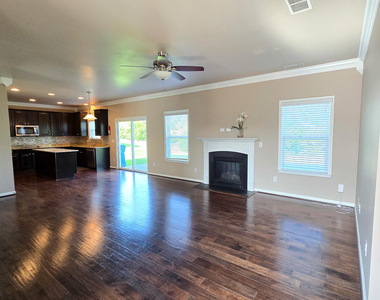 122 Windrush Lane - Photo Thumbnail 9