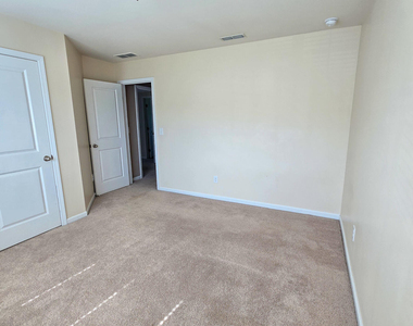 122 Windrush Lane - Photo Thumbnail 34
