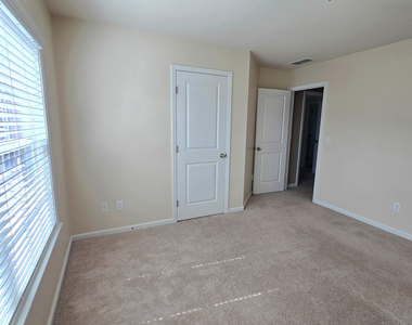 122 Windrush Lane - Photo Thumbnail 35