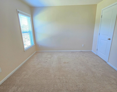 122 Windrush Lane - Photo Thumbnail 38