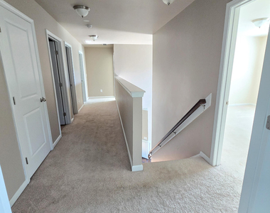 122 Windrush Lane - Photo Thumbnail 22
