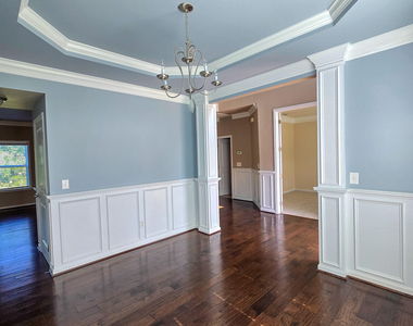 122 Windrush Lane - Photo Thumbnail 8