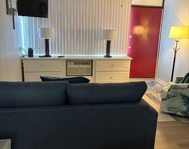 3010 Philadelphia Avenue - Photo Thumbnail 11