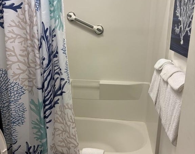 3010 Philadelphia Avenue - Photo Thumbnail 2