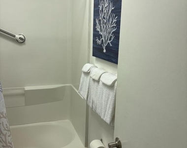 3010 Philadelphia Avenue - Photo Thumbnail 3