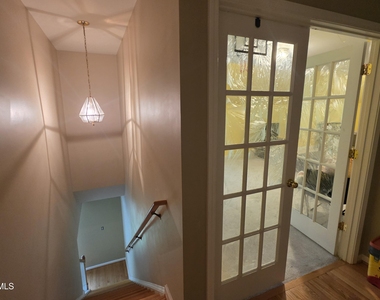 5 Spreading Oak Court - Photo Thumbnail 14