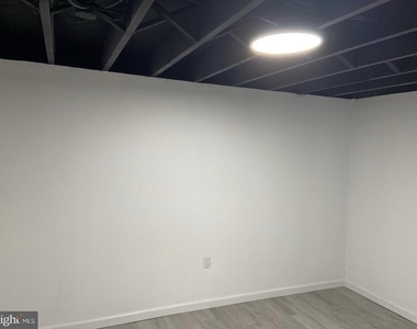20455 Jefferson Boulevard - Photo Thumbnail 10