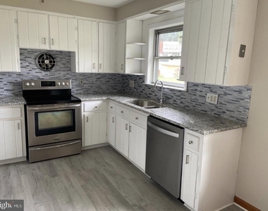 20455 Jefferson Boulevard - Photo Thumbnail 2