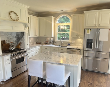 2200 Misskelly Drive - Photo Thumbnail 4
