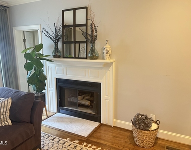 2200 Misskelly Drive - Photo Thumbnail 8