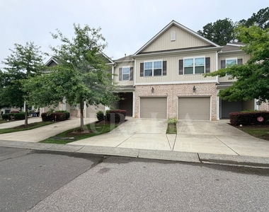 907 Saratoga Drive - Photo Thumbnail 14