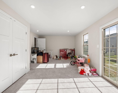 9019 Belinda Boulevard - Photo Thumbnail 19