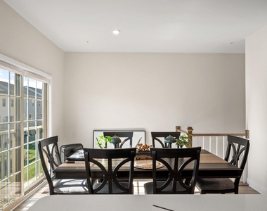 9019 Belinda Boulevard - Photo Thumbnail 4