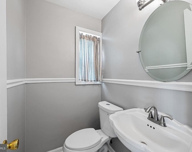 7409 25th Avenue - Photo Thumbnail 13