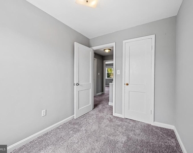 7409 25th Avenue - Photo Thumbnail 16