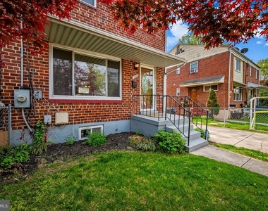 7409 25th Avenue - Photo Thumbnail 2