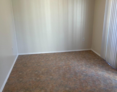 11231 Joyceton Drive - Photo Thumbnail 5