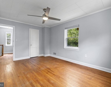 6014 39th Avenue - Photo Thumbnail 10