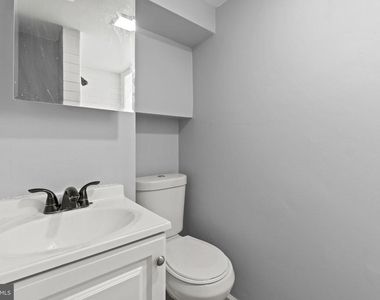 6014 39th Avenue - Photo Thumbnail 17