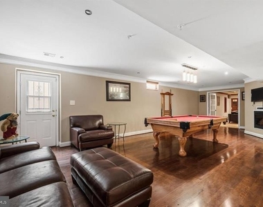 12104 Guinevere Place - Photo Thumbnail 33